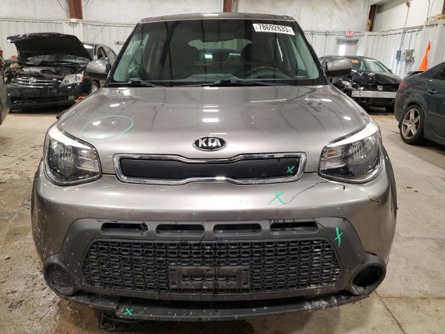 KNDJN2A2XG7244483 - 2016 KIA SOUL GRAY photo 5