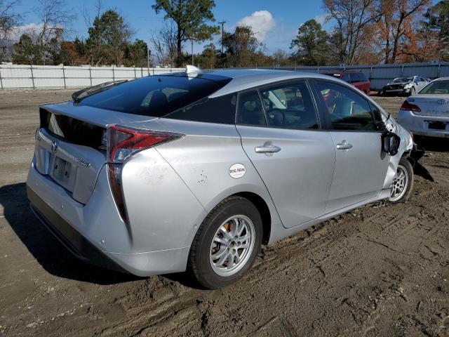 JTDKARFU1H3047827 - 2017 TOYOTA PRIUS SILVER photo 3