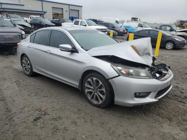 1HGCR2F5XFA073074 - 2015 HONDA ACCORD SPORT SILVER photo 4