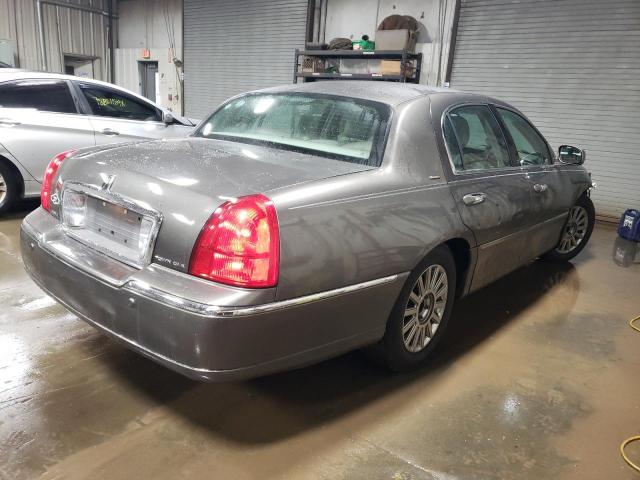 1LNHM83W94Y653600 - 2004 LINCOLN TOWN CAR ULTIMATE GRAY photo 3