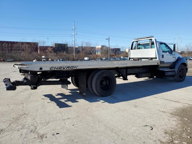 3FRNF65N04V683006 - 2004 FORD F650 SUPER DUTY WHITE photo 3