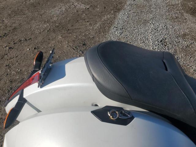 5VPDB36N4G3055920 - 2016 VICTORY MOTORCYCLES CROSS COUN WHITE photo 6