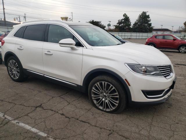 2LMTJ8LR1GBL71194 - 2016 LINCOLN MKX RESERVE WHITE photo 4