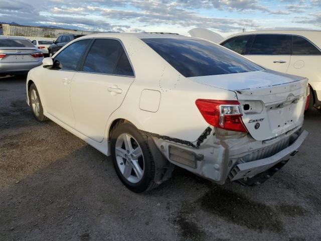 4T1BF1FK9DU657489 - 2013 TOYOTA CAMRY L WHITE photo 2