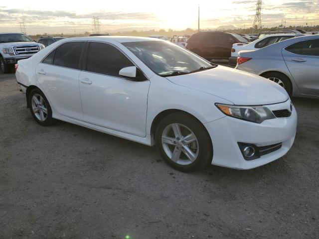 4T1BF1FK9DU657489 - 2013 TOYOTA CAMRY L WHITE photo 4