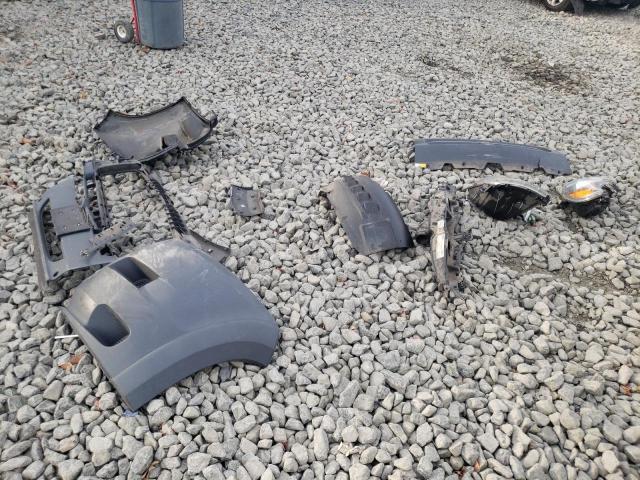 3C6TRVDG9JE151748 - 2018 RAM PROMASTER 2500 HIGH WHITE photo 13