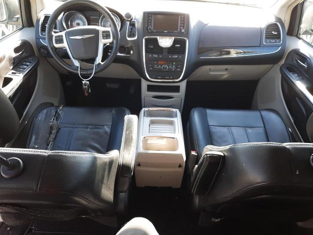 2C4RC1BG7DR657470 - 2013 CHRYSLER TOWN & COU TOURING WHITE photo 8