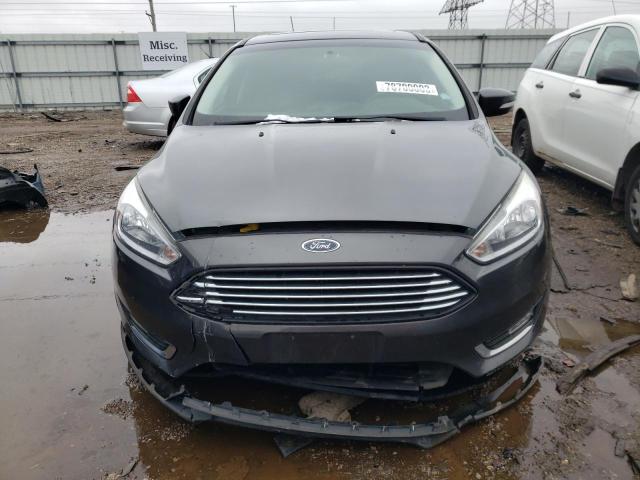 1FADP3N26JL227921 - 2018 FORD FOCUS TITANIUM GRAY photo 5