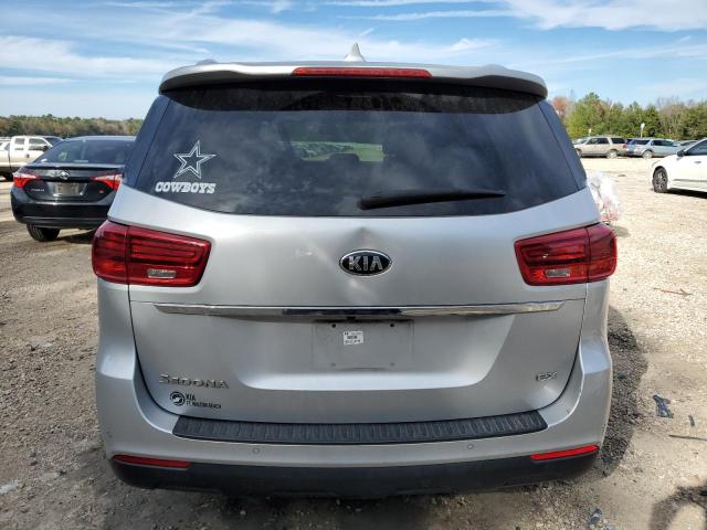 KNDMB5C17K6541799 - 2019 KIA SEDONA LX SILVER photo 6