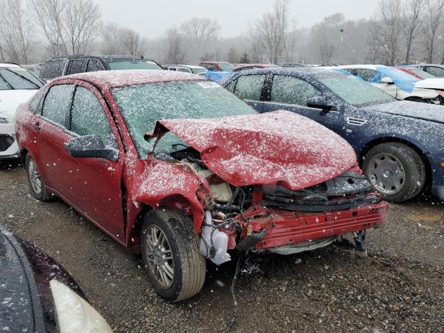 1FAHP35N19W150008 - 2009 FORD FOCUS SE RED photo 4