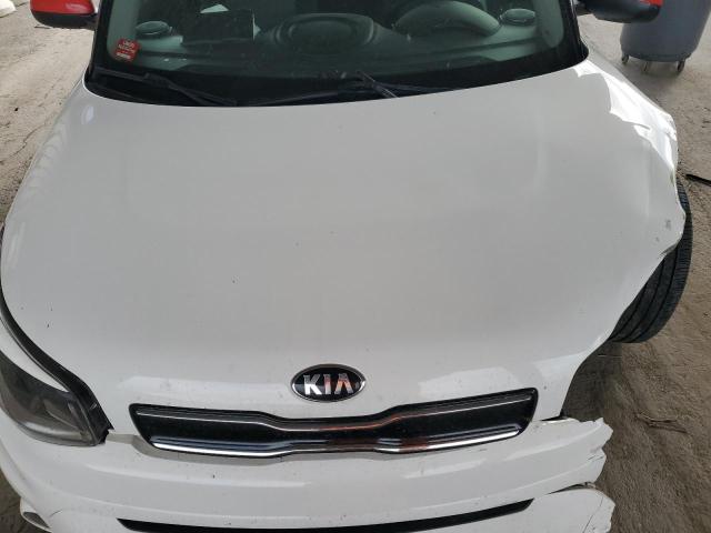 KNDJP3A58H7466788 - 2017 KIA SOUL + WHITE photo 12