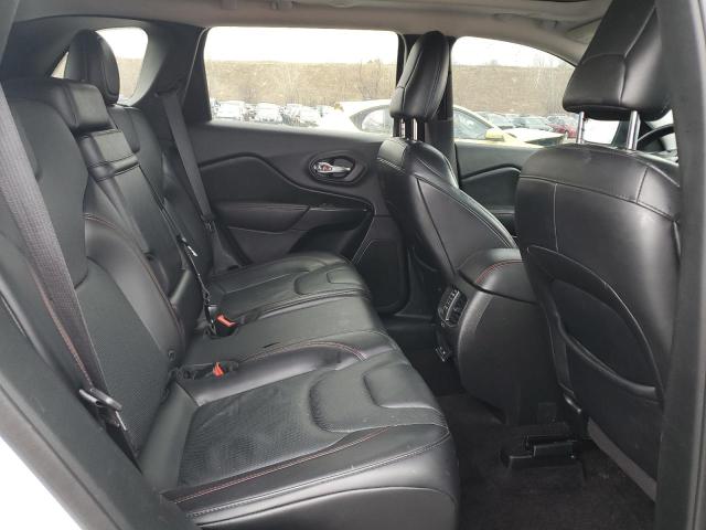 1C4PJMBN1KD257935 - 2019 JEEP CHEROKEE TRAILHAWK WHITE photo 11