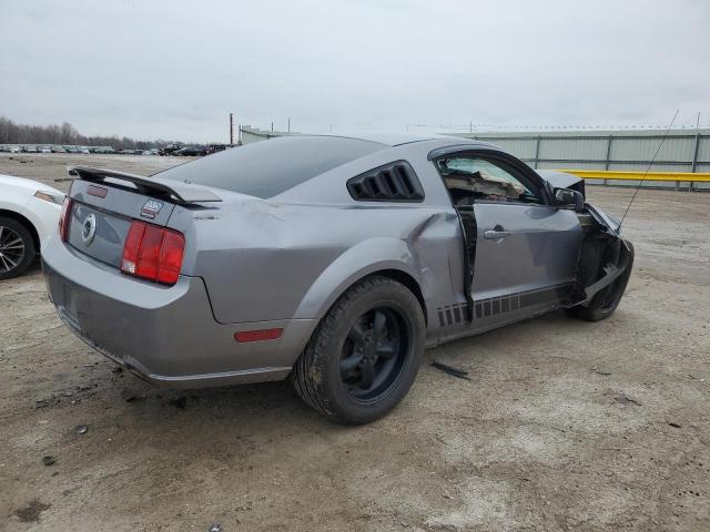 1ZVHT82H565199342 - 2006 FORD MUSTANG GT SILVER photo 3