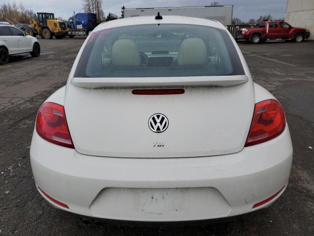 3VWJL7AT7DM678726 - 2013 VOLKSWAGEN BEETLE WHITE photo 6