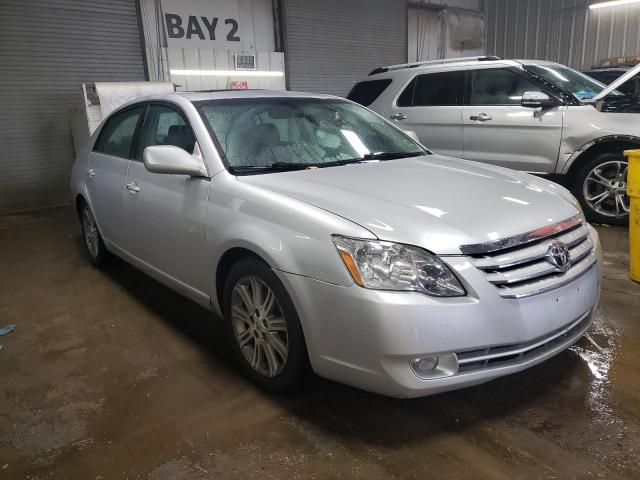 4T1BK36B57U244061 - 2007 TOYOTA AVALON XL SILVER photo 4