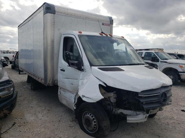 WDAPF4CD0KN026075 - 2019 MERCEDES-BENZ SPRINTER 3500/4500 WHITE photo 4