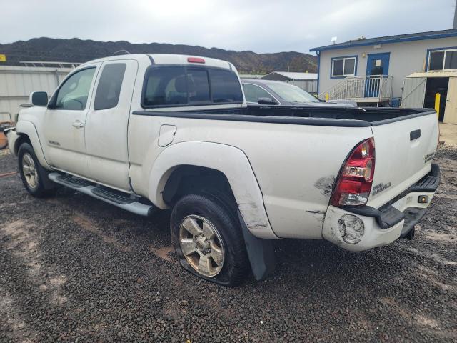 5TETU62N67Z329504 - 2007 TOYOTA TACOMA PRERUNNER ACCESS CAB WHITE photo 2