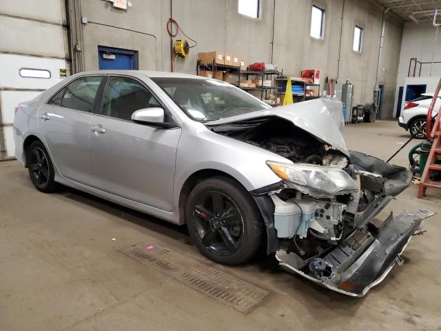 4T1BF1FK2DU654501 - 2013 TOYOTA CAMRY L GRAY photo 4