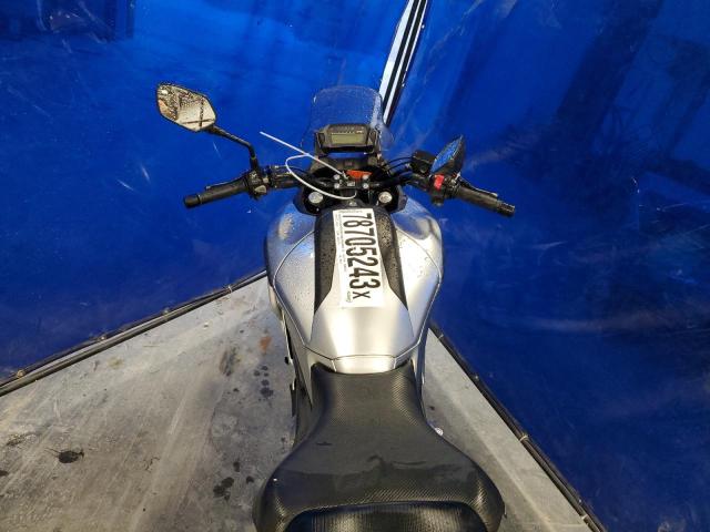 JH2RC6358CK000174 - 2012 HONDA NC700X SILVER photo 5