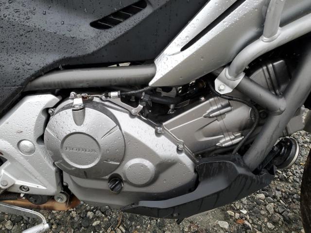 JH2RC6358CK000174 - 2012 HONDA NC700X SILVER photo 7