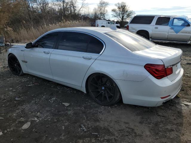 WBAKB83589CY61542 - 2009 BMW 750 LI WHITE photo 2