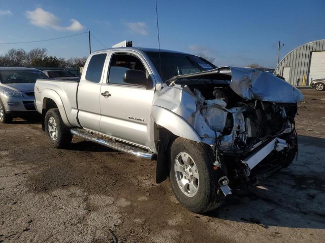 5TFUU4EN6BX020765 - 2011 TOYOTA TACOMA ACCESS CAB SILVER photo 4