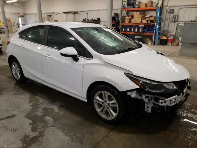 3G1BE6SMXJS538883 - 2018 CHEVROLET CRUZE LT WHITE photo 4