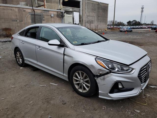 5NPE24AF9JH697098 - 2018 HYUNDAI SONATA SE SILVER photo 4