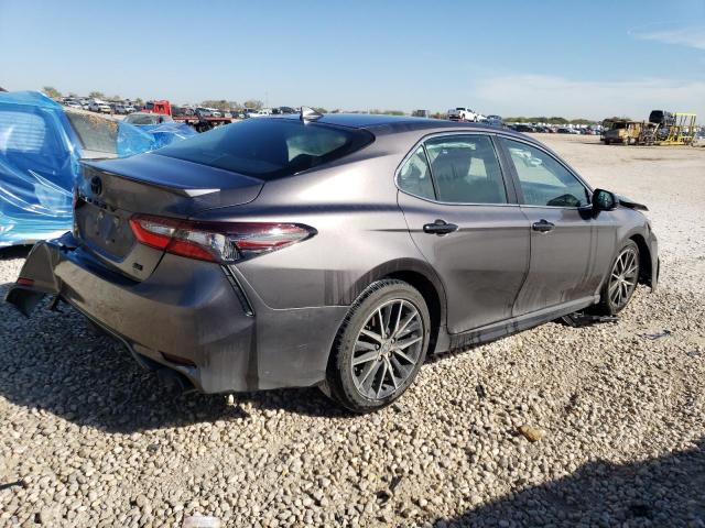 4T1G11AK9NU658378 - 2022 TOYOTA CAMRY SE GRAY photo 3