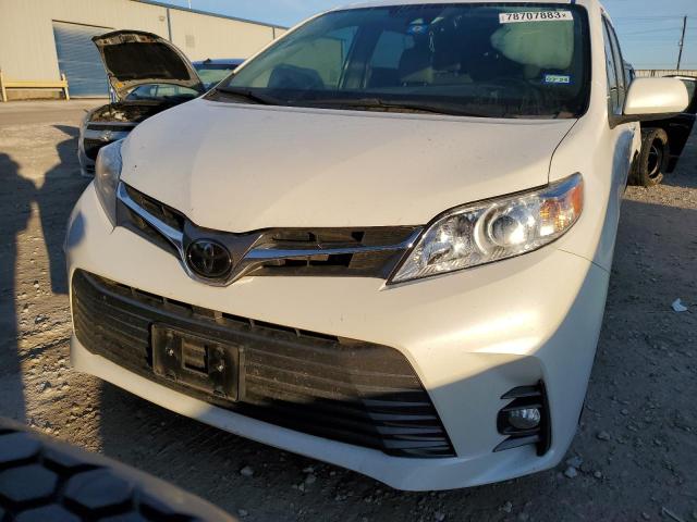 5TDYZ3DC2KS019907 - 2019 TOYOTA SIENNA XLE WHITE photo 5