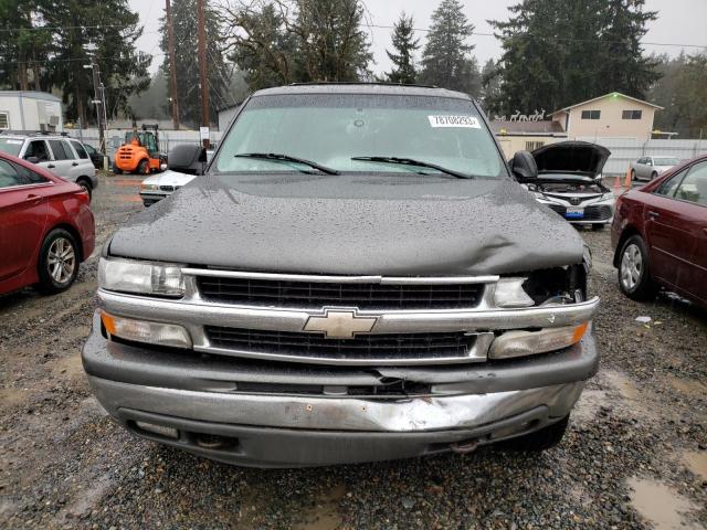 1GNEK13T61J116060 - 2001 CHEVROLET TAHOE K1500 GRAY photo 5