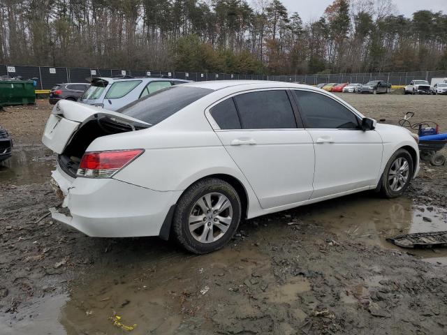 1HGCP26409A014956 - 2009 HONDA ACCORD LXP WHITE photo 3