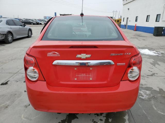 1G1JE5SB5G4155365 - 2016 CHEVROLET SONIC LTZ RED photo 6