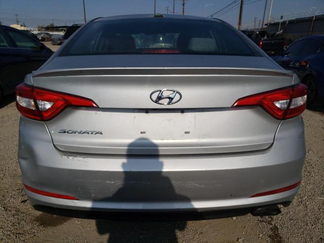 5NPE24AF0GH371828 - 2016 HYUNDAI SONATA SE SILVER photo 6