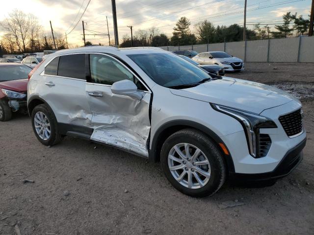 1GYFZBR42NF110175 - 2022 CADILLAC XT4 LUXURY WHITE photo 4