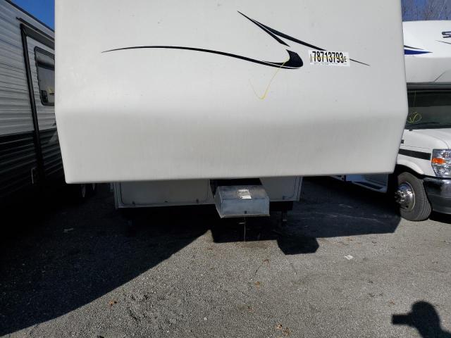 4UBBS0R2X51X45079 - 2005 MOBI TRAILER WHITE photo 8