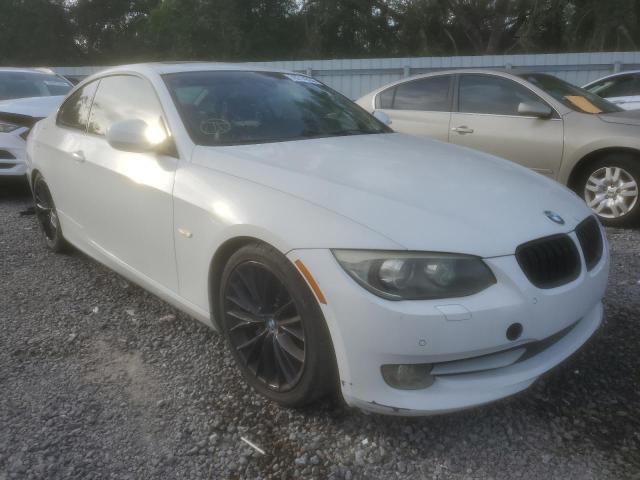 WBAKG7C51BE264237 - 2011 BMW 335 I WHITE photo 4