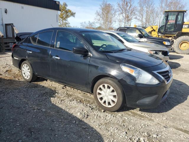 3N1CN7AP6JL881023 - 2018 NISSAN VERSA S BLACK photo 4