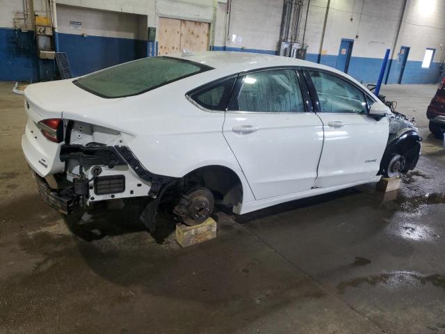 3FA6P0LUXKR187468 - 2019 FORD FUSION SE WHITE photo 3