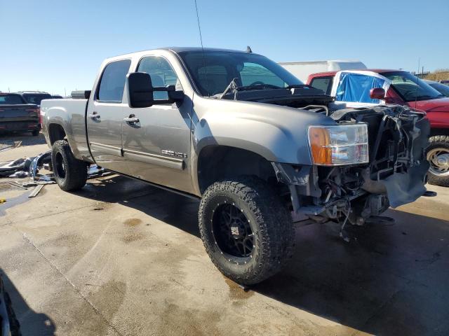 1GTHK63K79F118652 - 2009 GMC SIERRA K2500 SLT TAN photo 4