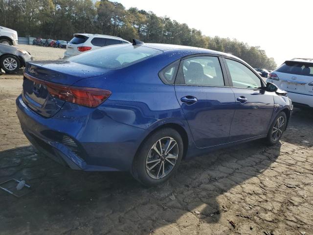 3KPF24AD2PE638538 - 2023 KIA FORTE LX BLUE photo 3