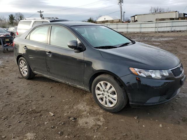 KNAFU4A21D5703747 - 2013 KIA FORTE EX BLACK photo 4