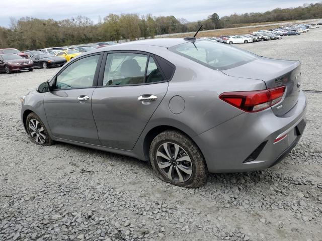 3KPA24AD4NE453527 - 2022 KIA RIO LX GRAY photo 2