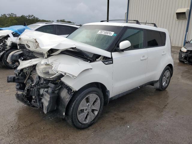 KNDJN2A21F7217283 - 2015 KIA SOUL WHITE photo 1