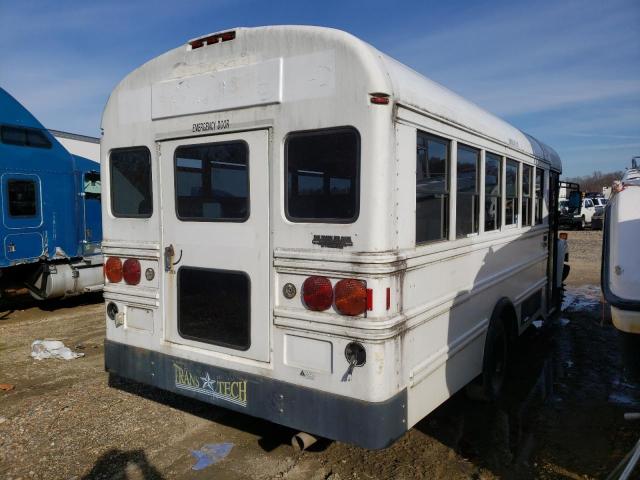 1GBE4V1G38F402935 - 2008 CHEVROLET C4500 C4V042 WHITE photo 4