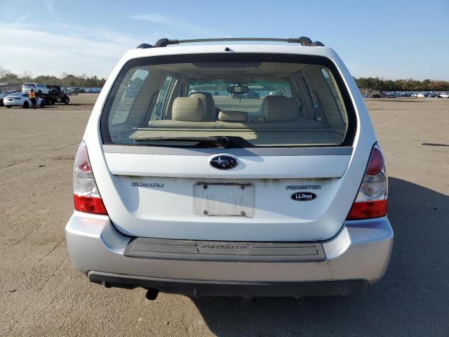 JF1SG67626H730820 - 2006 SUBARU FORESTER 2.5X LL BEAN WHITE photo 6