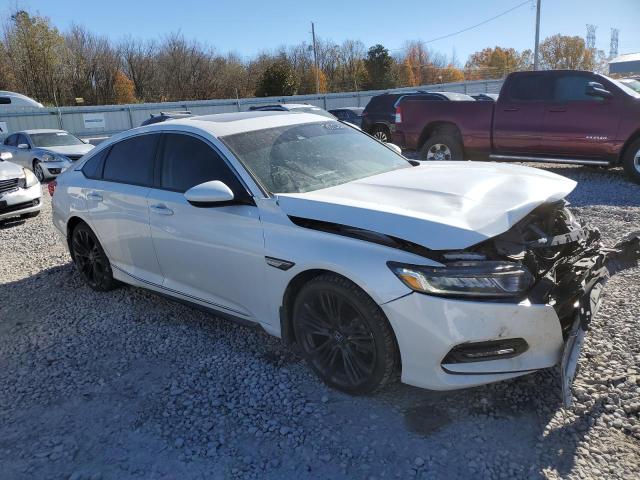 1HGCV1F47JA104836 - 2018 HONDA ACCORD EX WHITE photo 4