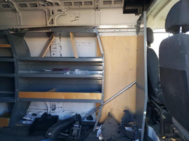 3C6TRVDG9JE106888 - 2018 RAM PROMASTER 2500 HIGH Weiß Foto 11