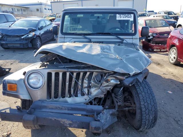 1J4FA69S54P742948 - 2004 JEEP WRANGLER / RUBICON GRAY photo 5