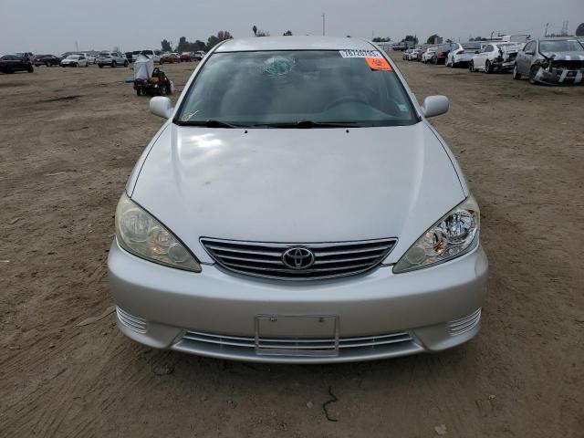 4T1BE32KX6U671344 - 2006 TOYOTA CAMRY LE SILVER photo 5